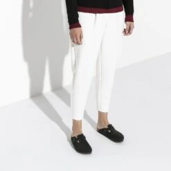 Birkenstock Boston Soft Footbed Mocha Suede- Regular/Wide 15 Birkenstock Boston Soft Footbed Mocha Suede- Regular/Wide -Run Vibe Shop 660461 f closeup f bost b